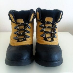 SPORTO size 6 waterproof winter boot